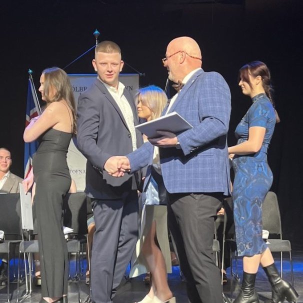 photo-332023-15-18-07