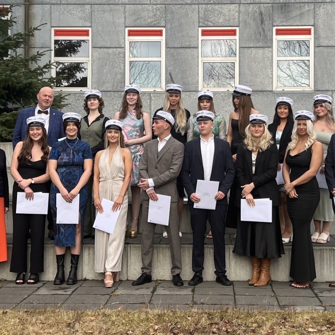 photo-332023-15-40-19