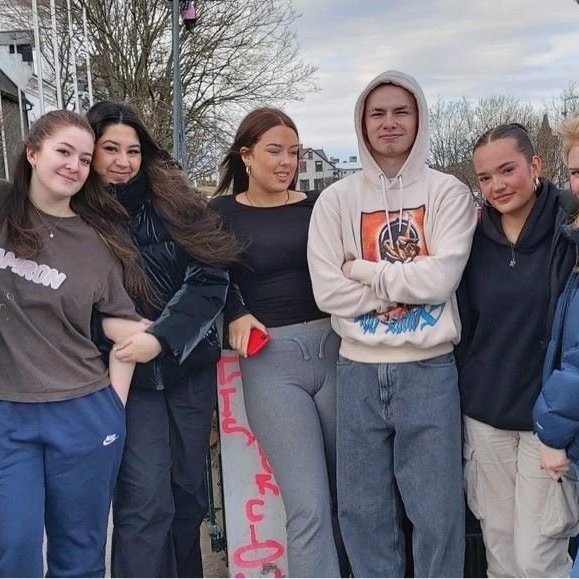 photo-2232023-12-16-46