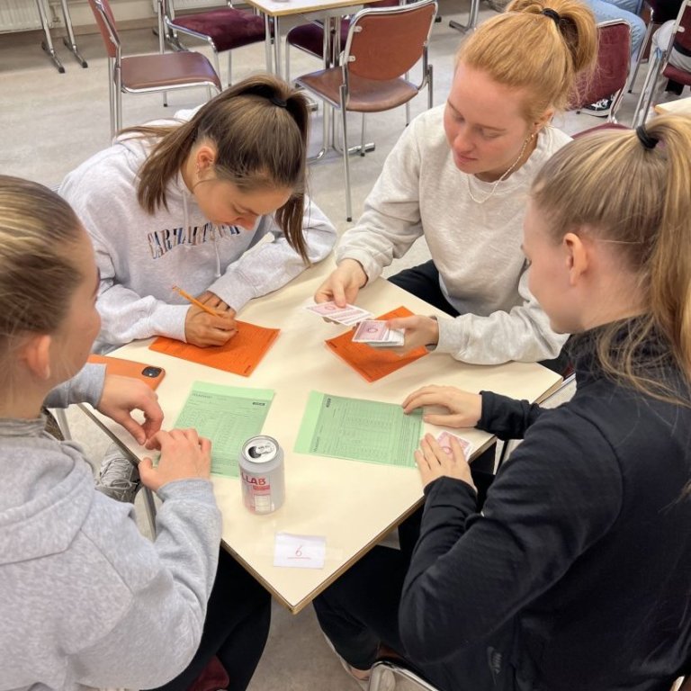 photo-2332023-10-10-02