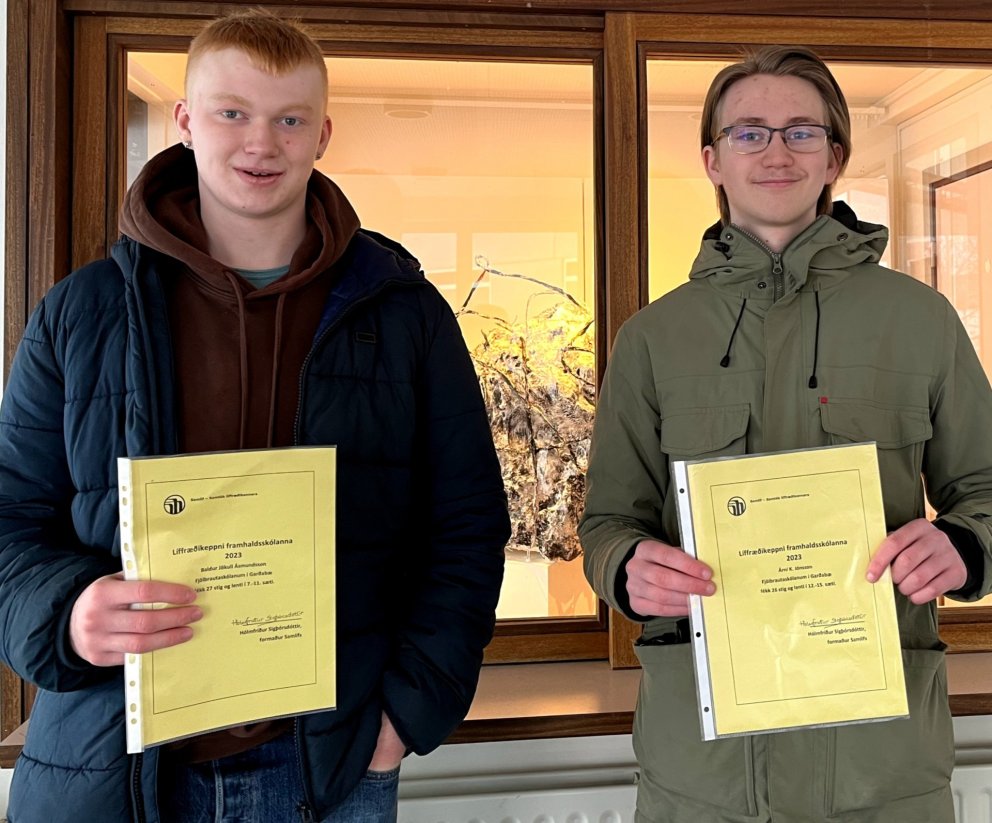 Baldur Jökull og Árni eru komnir í úrslitakeppni í líffræði og gætu endað í Dubai.