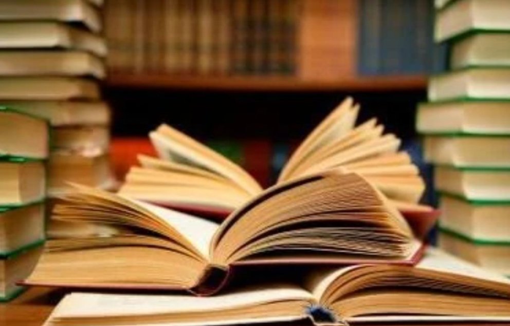 Gleðilegt nýtt ár - miðönn rúllar áfram