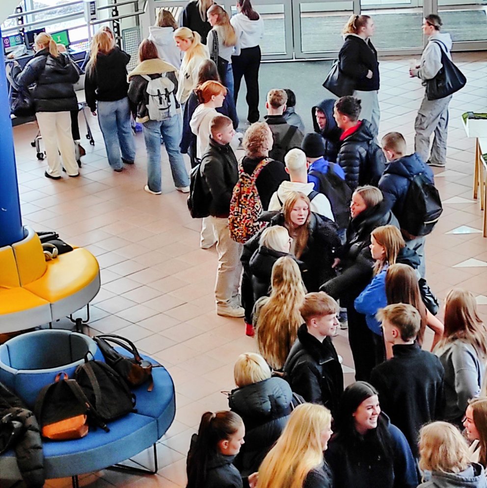 Um gera að næla sér í miða á árshátíð NFFG.