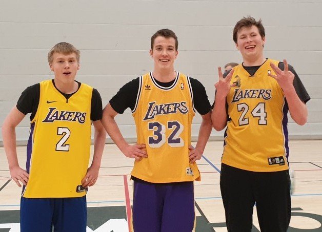 Aron, Ernir og Magnús unnu í körfunni