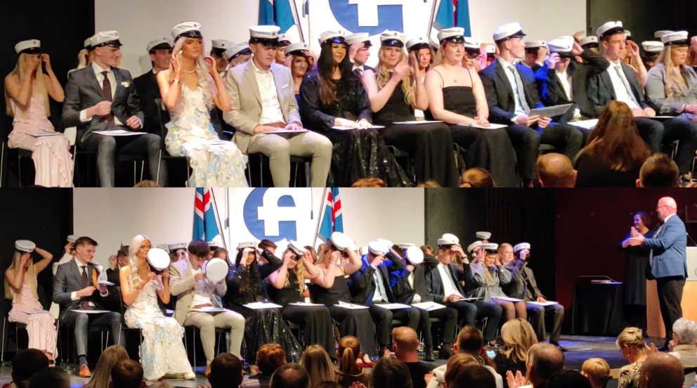 ...og svo upp með húfurnar!