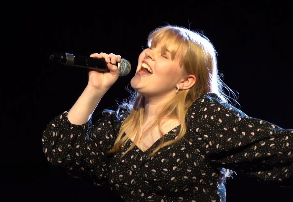 Sigrún Ósk Karlsdóttir verður fulltrúi FG í Söngvakeppni framhaldskólanna í vor.