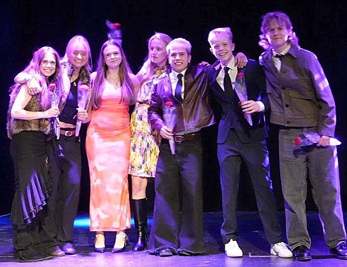 Ný stjórn NFFG, sem tekur við völdum í haust, Halla Stella, lengst til vinstri, verður forseti.