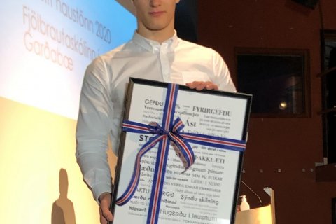 Blær Hinriksson fékk samfélagsverðlaun FG.