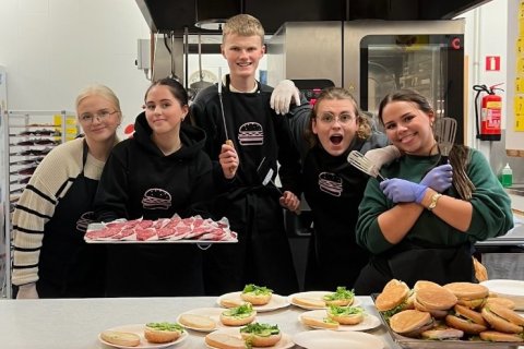 Grillnefndin góða.