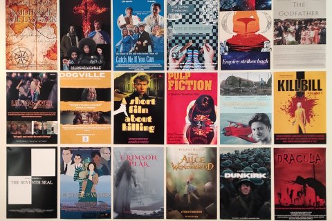 List frá FG-ingum er nú víða um skólann, t.d. þessi bíóplaköt.