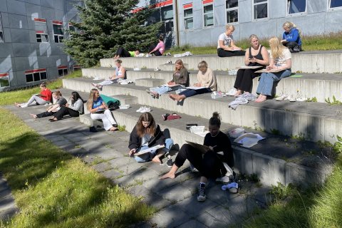 Skapað í blíðunni