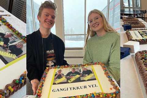 Þráinn Gunnlaugsson og Dagmar Íris Hafsteinsdóttir með veglega ,,Gettu-betur-köku
