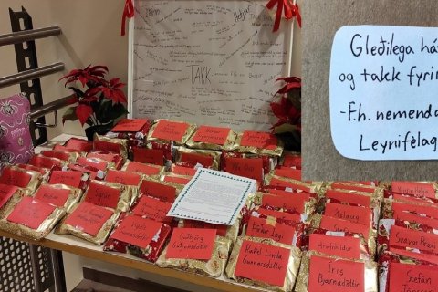 Jólahlýja frá nemendum til kennara